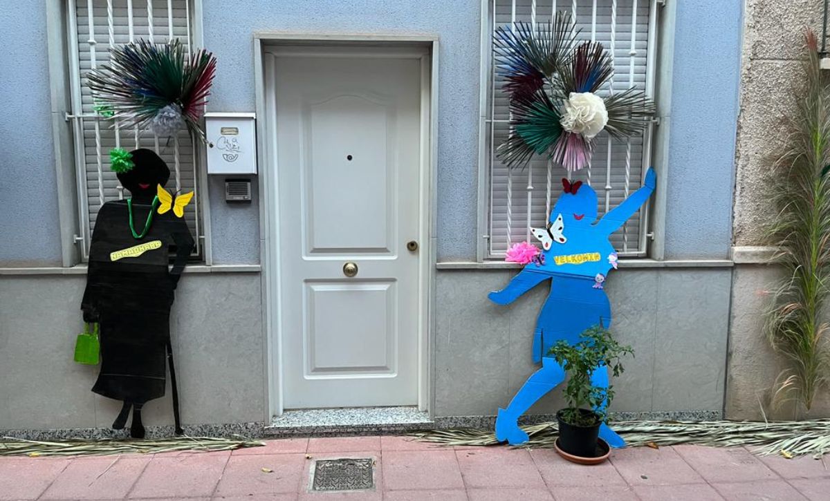 Calles engalanadas Raval Elche (12)