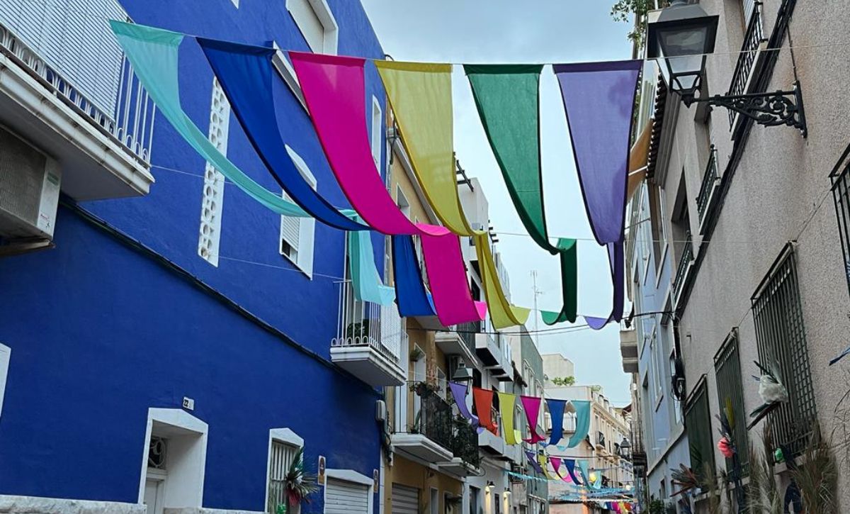 Calles engalanadas Raval Elche (3)