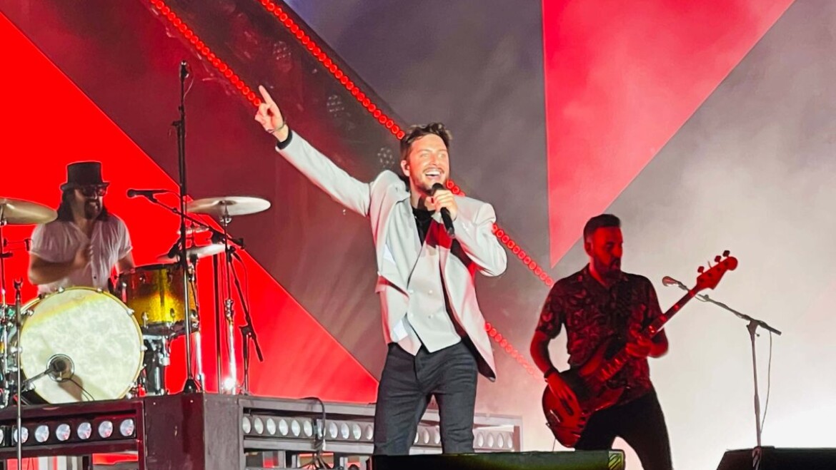 Més de 6.000 persones van gaudir del concert de Manuel Carrasco promogut per la Regidoria de Cultura