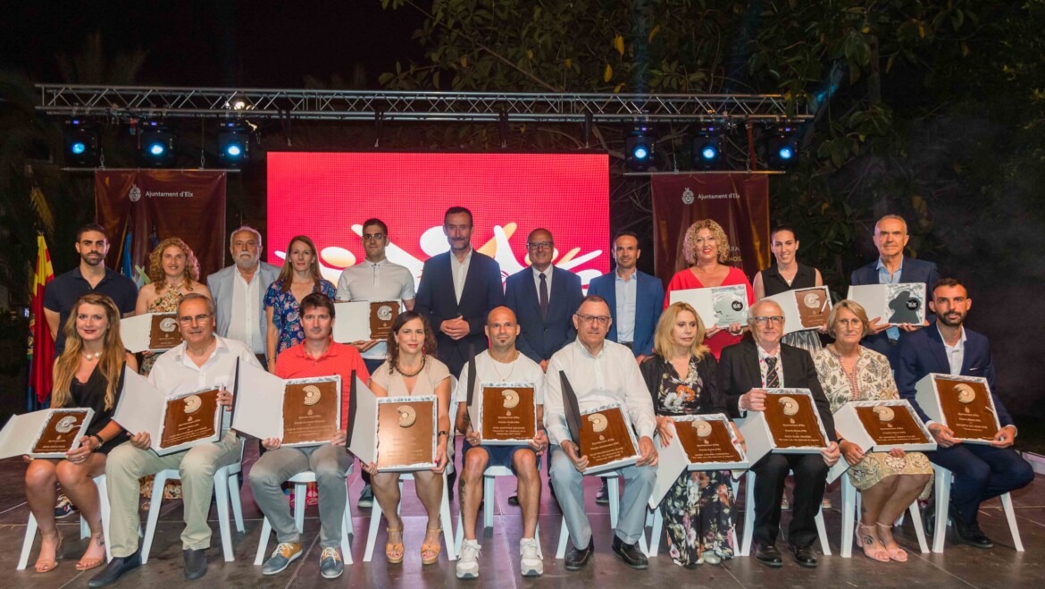 L’Ajuntament homenatja els esportistes i les entitats que contribueixen al fet que Elx siga un referent en el món de l’esport