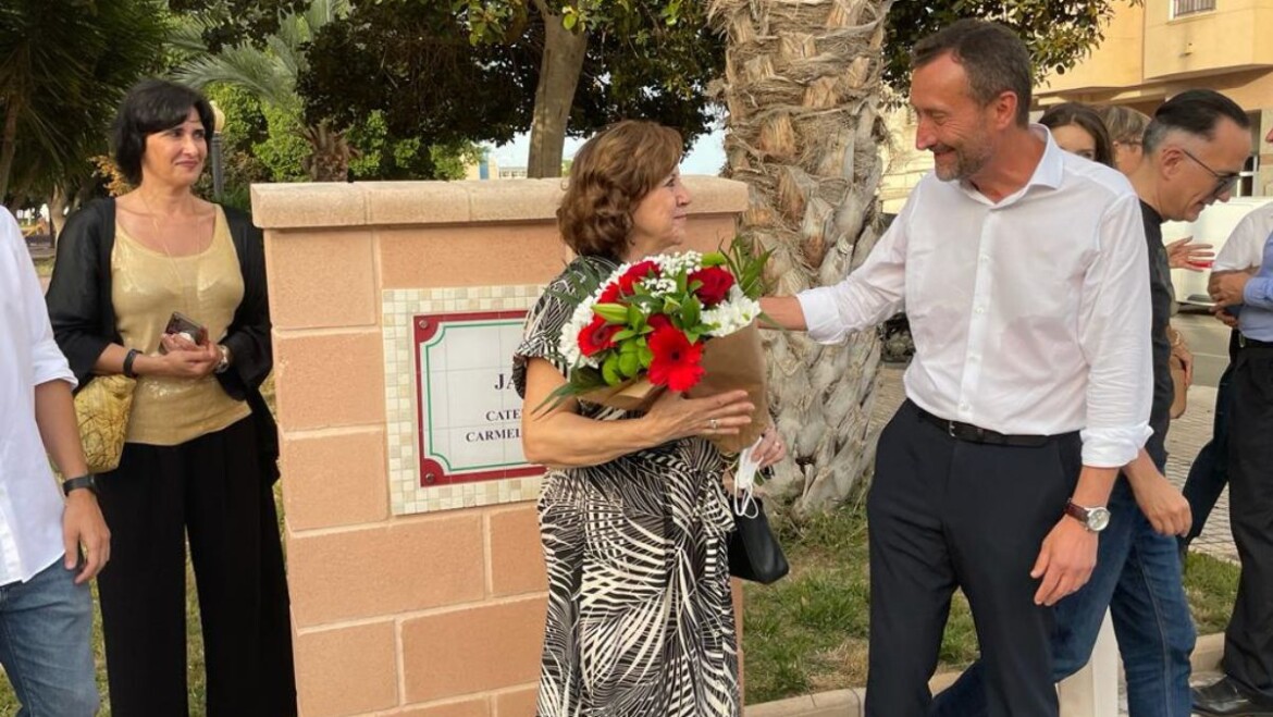 Elx posa en valor la vàlua professional i la qualitat humana de Carmelo Lozano, un referent nacional en el Dret Tributari i Financer