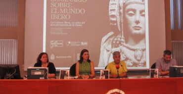 La concejala de Cultura participa en la presentación del seminario científico sobre el mundo íbero que celebrará la UNED Elche en octubre con motivo del 125 aniversario del hallazgo de la Dama