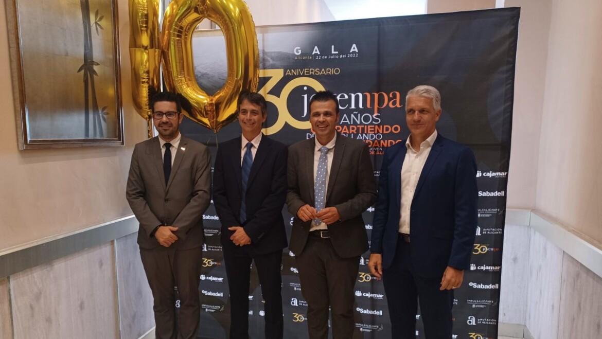 Jovempa reconeix l’Ajuntament d’Elx per la seua labor de suport als empresaris joves del municipi
