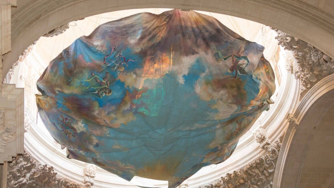 Cuenta atrás para las representaciones de La Festa con el izado del Cielo del Misteri