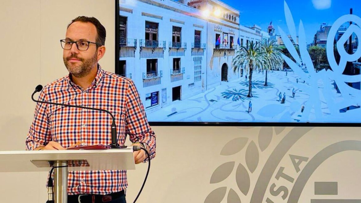 El Ayuntamiento garantiza el Servicio de Ayuda a Domicilio y el suministro de productos básicos a familias vulnerables con la adjudicación de dos contratos