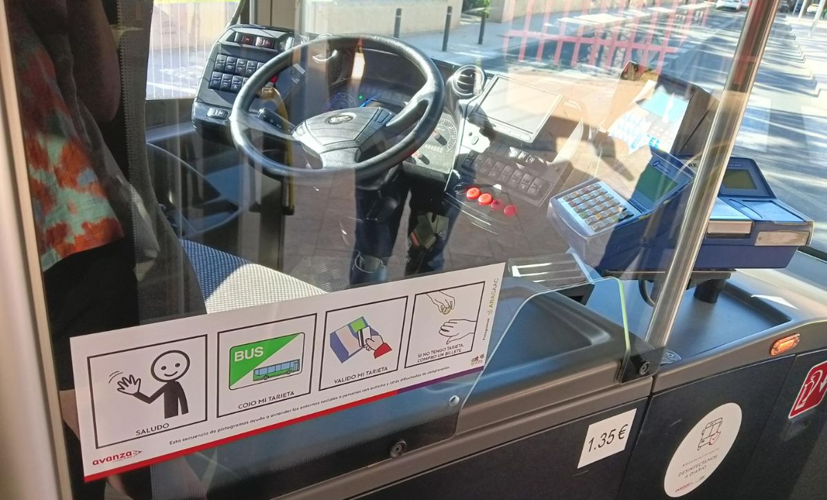 Movilidad favorece con pictogramas la accesibilidad de personas con autismo al autobús urbano (5) Movilidad favorece con secuencias de pictogramas la accesibilidad de personas con autismo al autobús urbano