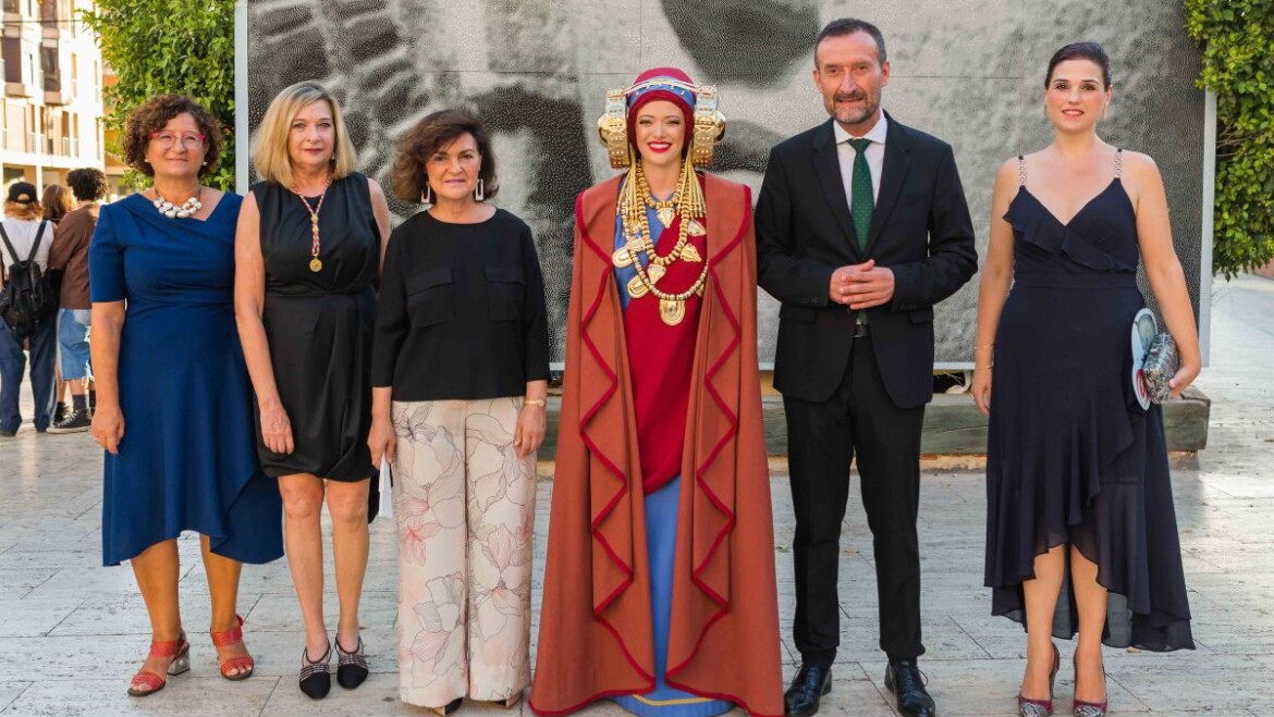L’exministra de Cultura Carmen Calvo defensa que és compatible la cessió temporal de la Dama amb la política de no “desmembrar el patrimoni comú dels espanyols”