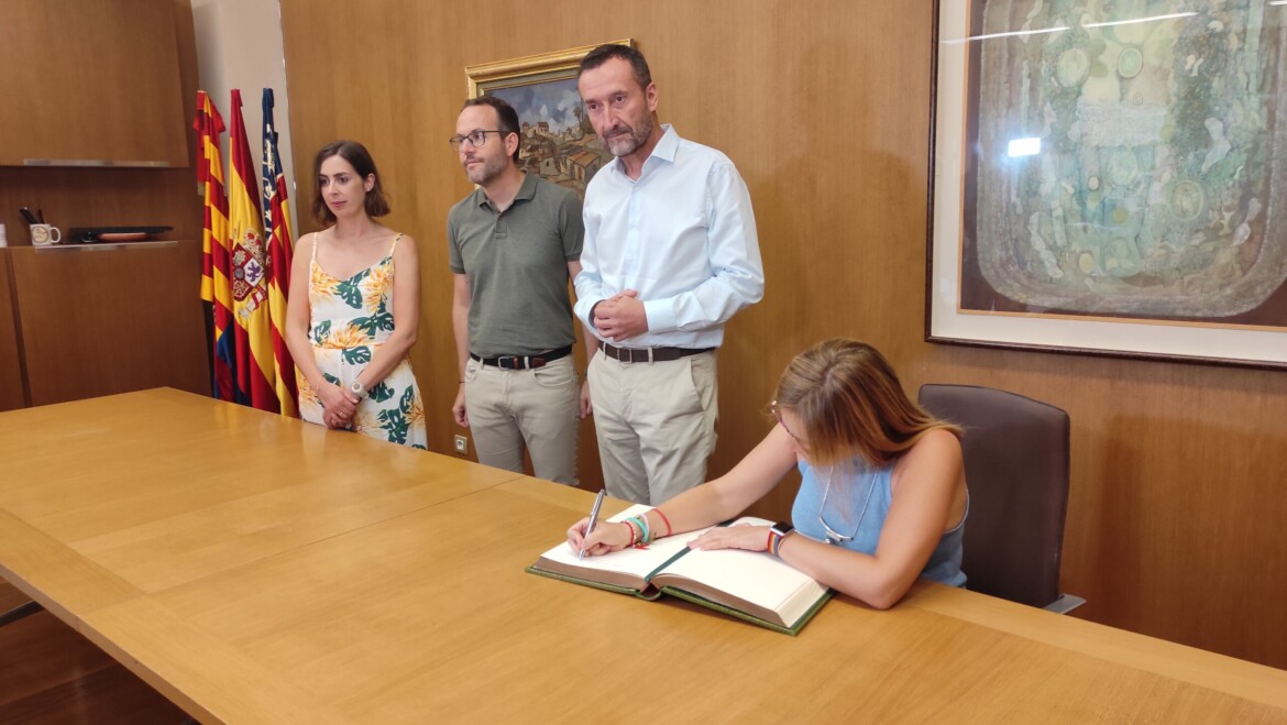 L’alcalde planteja a la delegada del Govern que s’alie amb l’Ajuntament en la reclamació de la cessió temporal de la Dama d’Elx