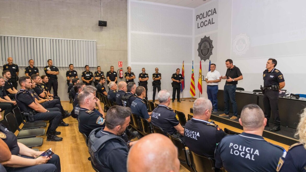 La Policia Local desplega més de 300 efectius per a vetlar per la seguretat en la Nit de l’Albà i en la Roà