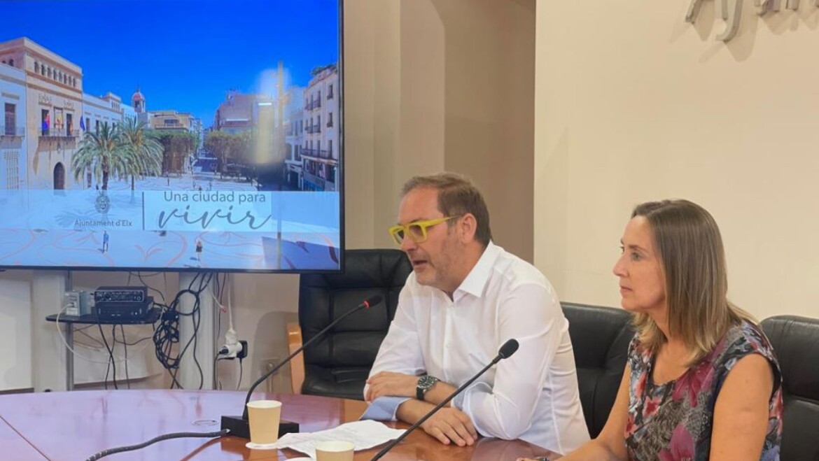 Ocho centros educativos de Elche se suman al primer Aula de Debate dirigido a jóvenes de entre 12 y 16 años