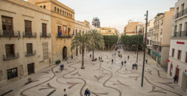 El Ayuntamiento adjudica la concesión de 2 préstamos con Eurocaja Rural y Rural Caja