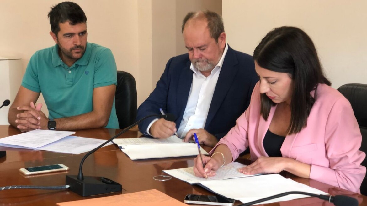 L’Ajuntament d’Elx destina 12.000 euros a l’Associació Espanyola Contra el Càncer per a la investigació i la cura dels pacients