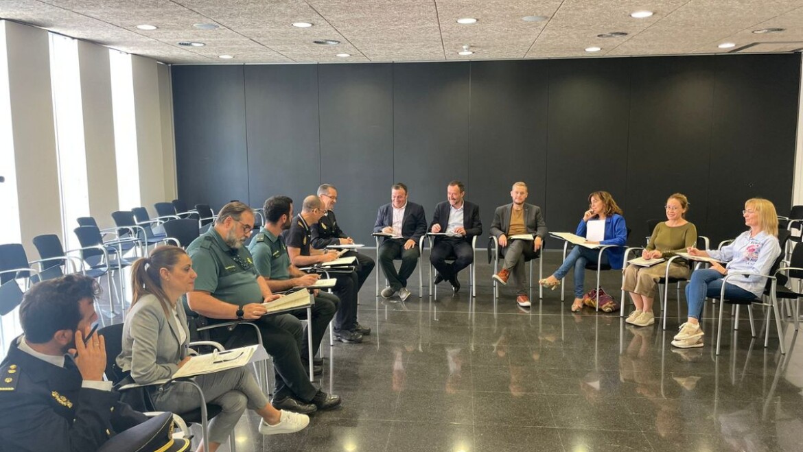 La Mesa de Coordinación Policial y la Comisión para la Prevención de la Violencia de Género de Elche se reúnen para impulsar las medidas de protección de las víctimas