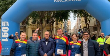 Más de 700 deportistas participan en la I Carrera Solidaria Ruta 091 organizada por la Policía Nacional