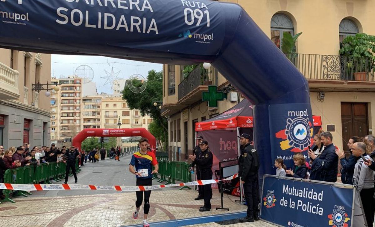 Carrera solidaria Policia Elche (11)