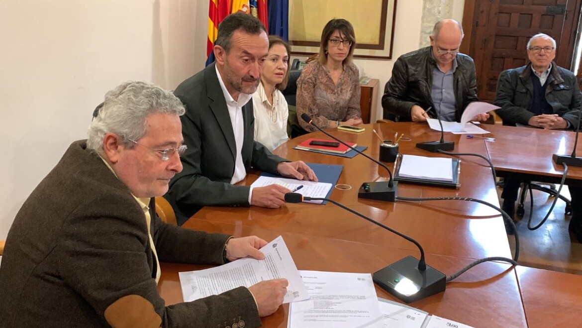 El Ayuntamiento firma con los propietarios la compra por más de 4,4 millones del solar donde se construirá el futuro Palacio de Congresos