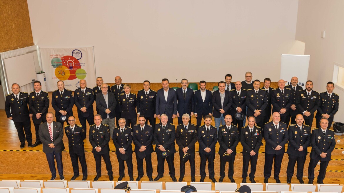 El IVASPE impartirá en Elche cursos de especialización y de la carrera profesional de policías locales de toda la provincia