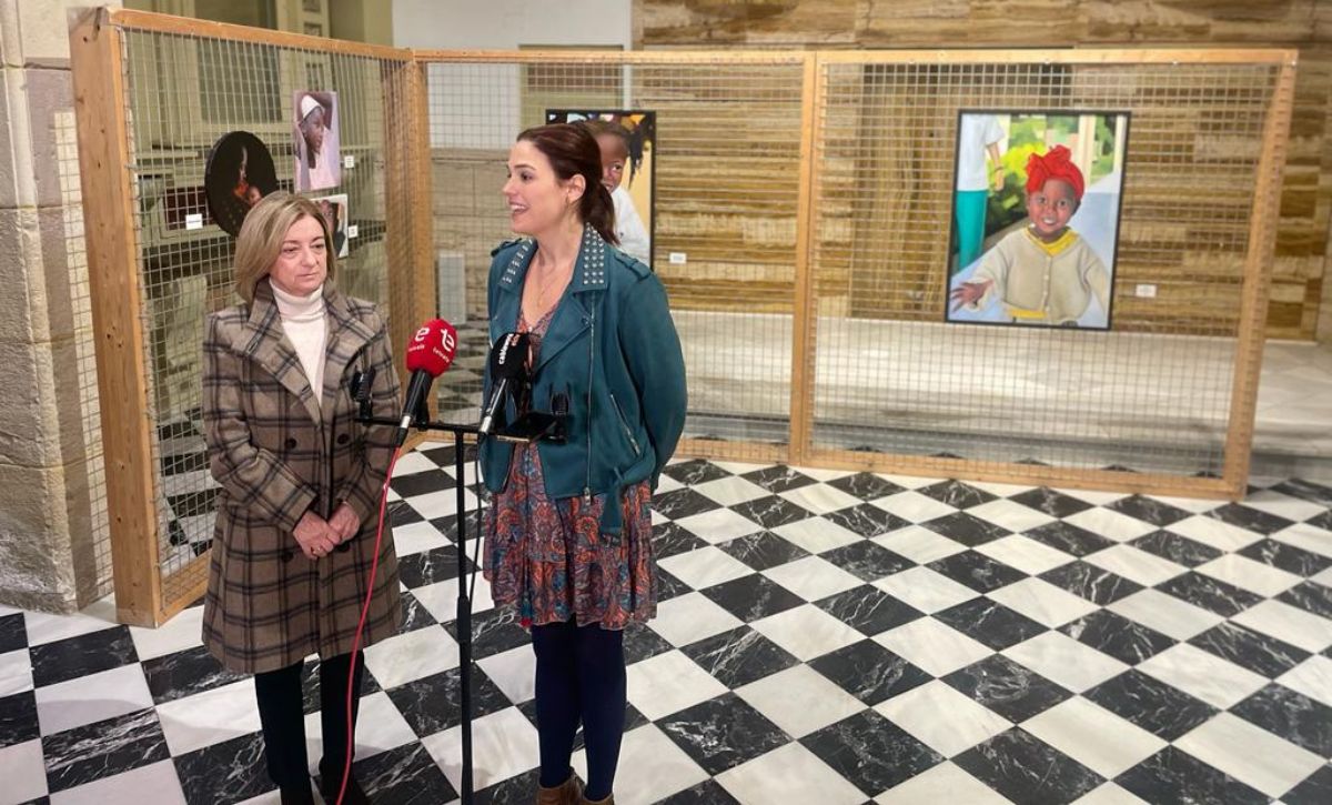 EXPOSICIÓN SONRISAS DE ÁFRICA (5)