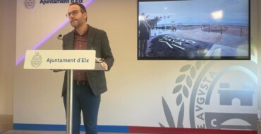El paseo marítimo de Arenales ganará cien metros lineales con la reurbanización del entorno del antiguo hotel