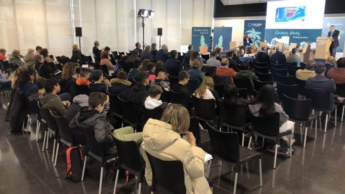 El Centro de Congresos acoge la jornada ‘Ciudades verdes, ciudades de futuro’ con el objetivo de mejorar los municipios y la salud humana ante la emergencia climática