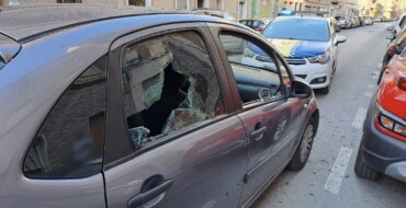 La Policia Local deté els tres implicats en una baralla a la via pública