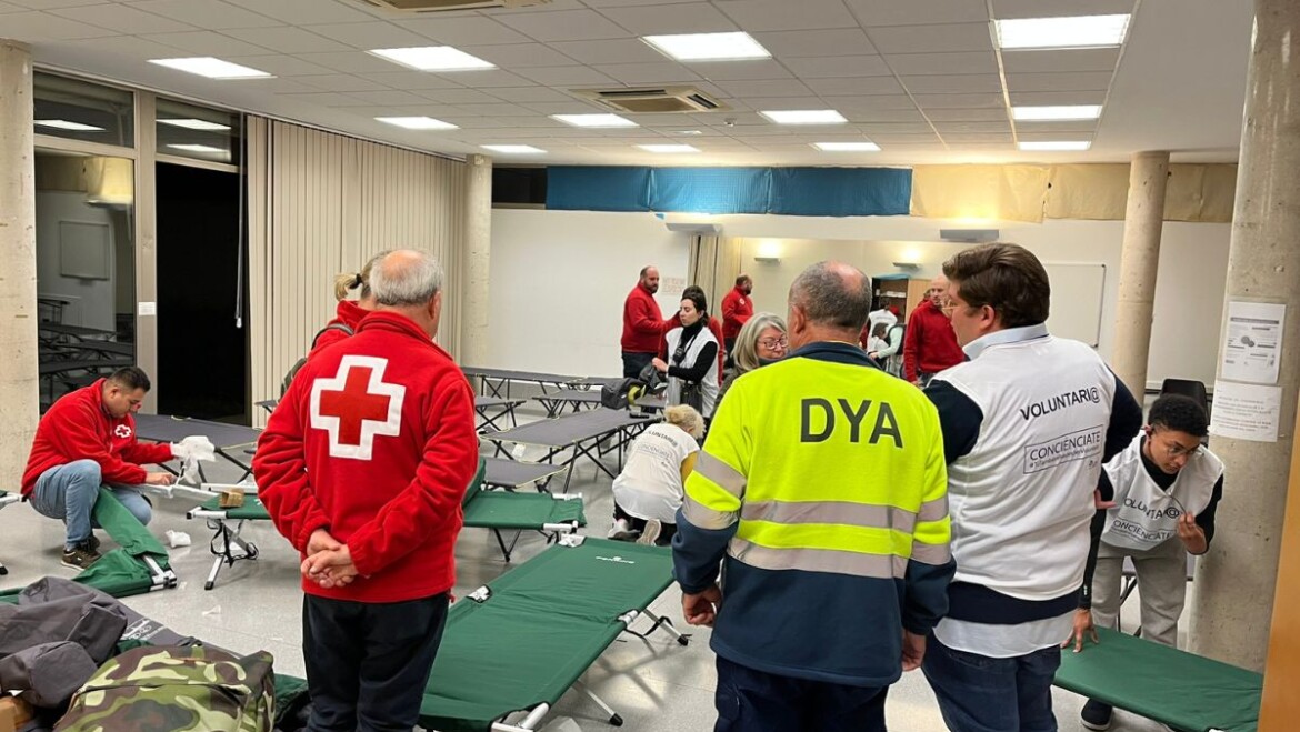 El Ayuntamiento habilita un espacio alternativo para las personas sin hogar con el fin de garantizar “su dignidad”