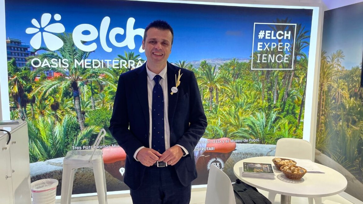 El concejal de Turismo realiza un balance positivo de la presencia de Elche en FITUR y destaca la importancia de tener marca turística propia