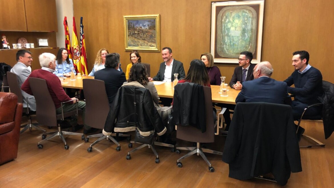 L’alcalde manifesta la voluntat de cooperació amb l’ICAE “en tots aquells assumptes que redunden en un millor funcionament de la justícia a la ciutat”