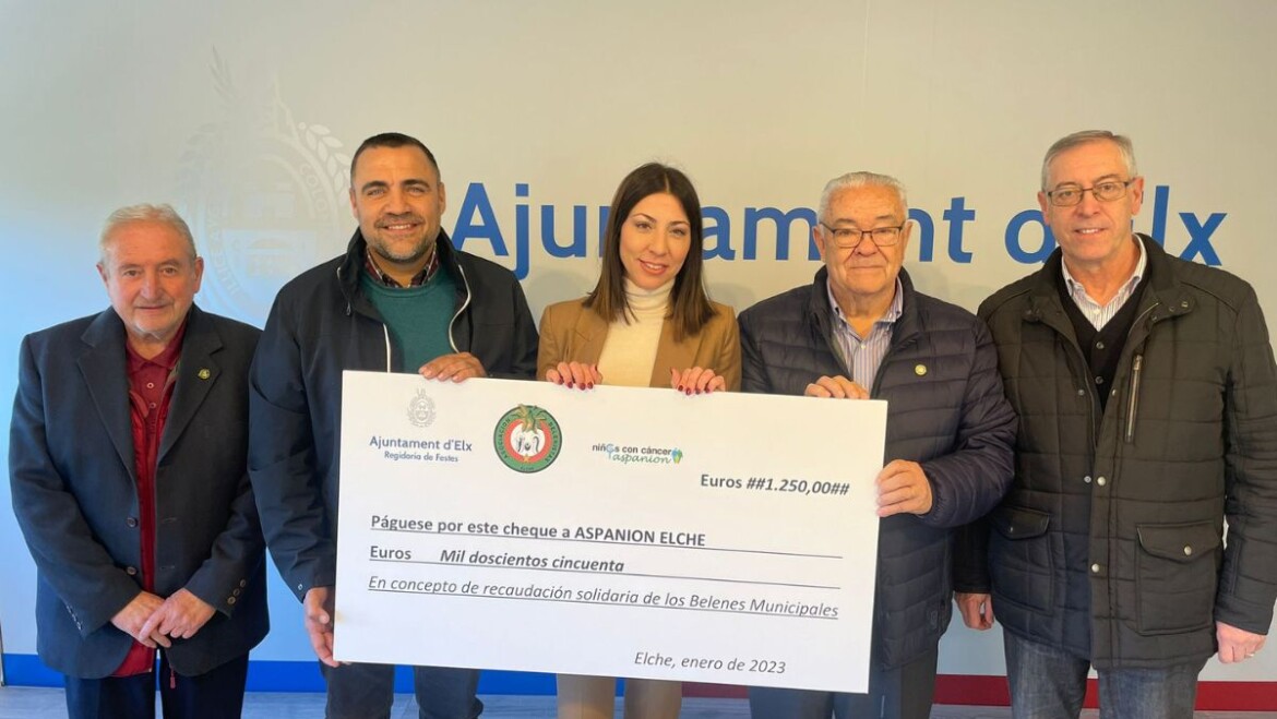 La Asociación de Belenistas de Elche y la Concejalía de Fiestas entregan un donativo de 1.250 euros a Aspanion para niños con cáncer