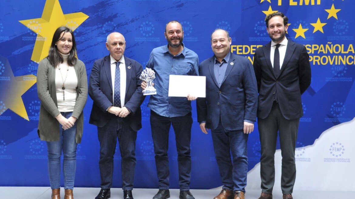 Elche recibe un reconocimiento por sus buenas prácticas en materia de biodiversidad