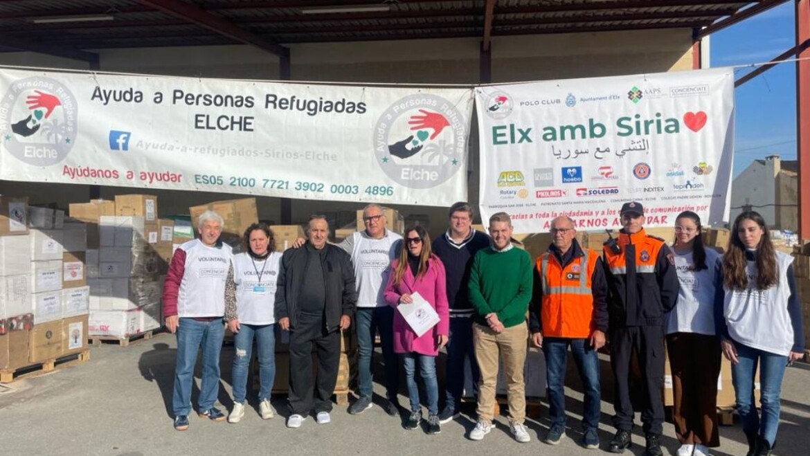 Elche envía un camión con 40 toneladas de productos de ayuda humanitaria para los afectados por el terremoto en Siria