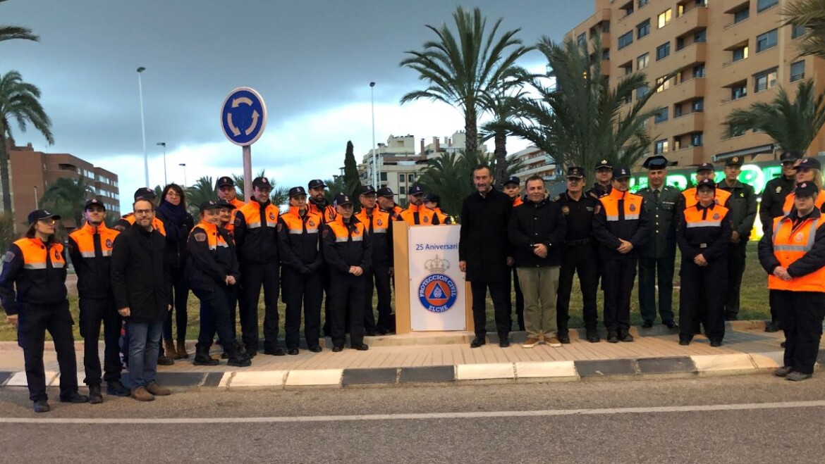 L’Ajuntament dedica un espai públic a Protecció Civil pels seus 25 anys de lleial servei al municipi i als seus habitants