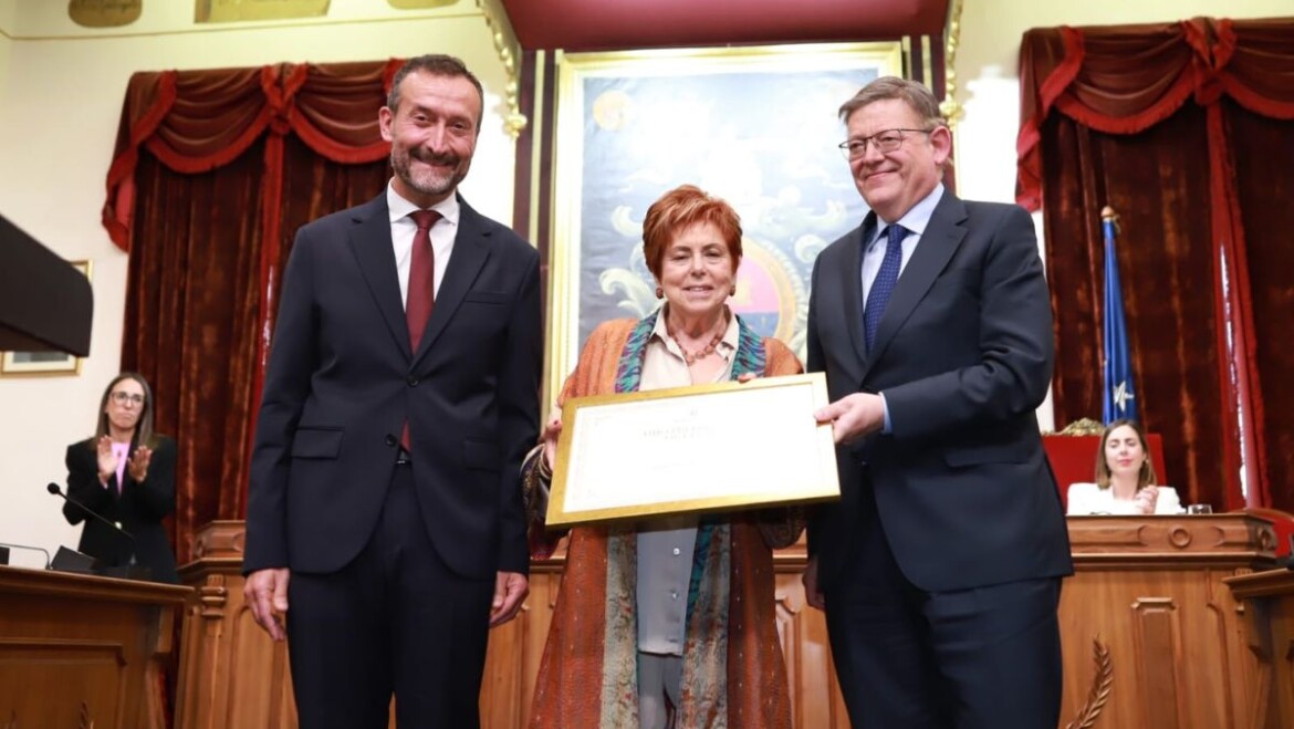 El jurista il·licità Tomás Vives Antón, “el millor penalista d’Espanya del segle XX”, ja és Fill Predilecte d’Elx