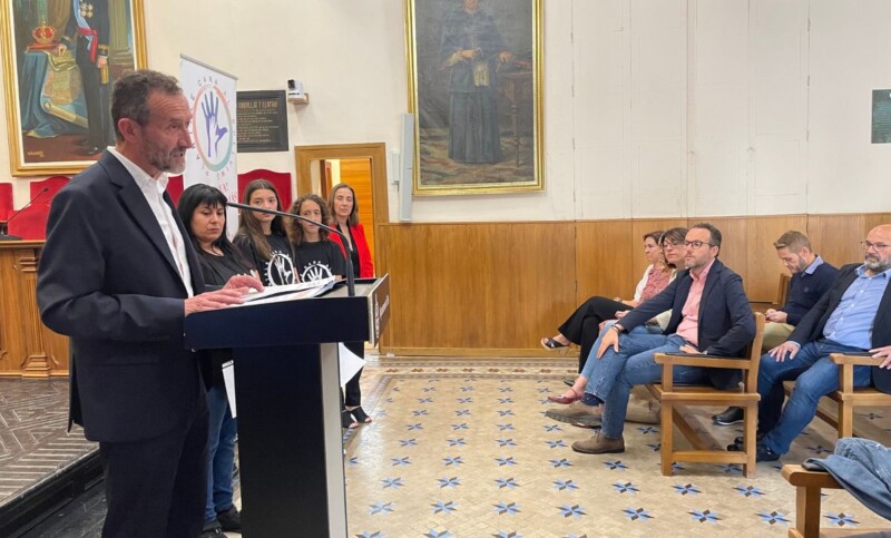 Manifiesto contra el acoso escolar - Ayuntamiento de Elche