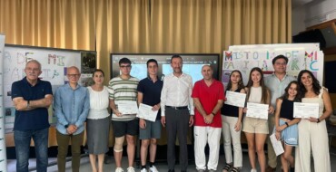 La Regidoria d’Educació, la Càtedra Pere Ibarra i l’Associació de María Teresa Vega atorguen els premis d’investigació històrica a l’alumnat de cinc centres educatius