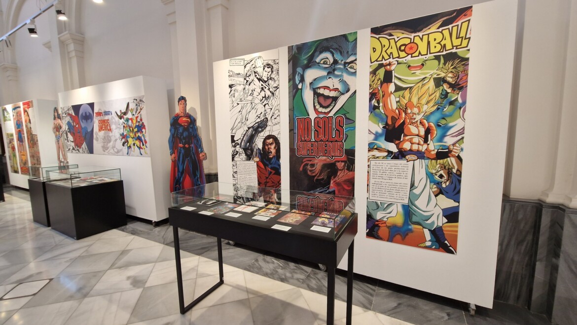 La exposición «Del quiosco a la biblioteca: los cómics de Alberto Miralles» se prolonga hasta el 23 de julio