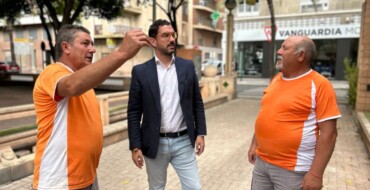El Ayuntamiento sustituye las columnas de las pérgolas de la Avenida de la Libertad
