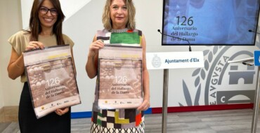 Los turistas que lleguen al aeropuerto de Elche el 4 de agosto serán recibidos por la Dama Viviente