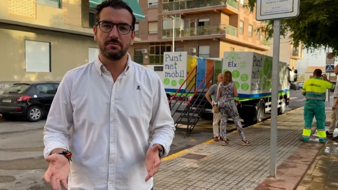 El punto limpio móvil renueva su imagen e incrementa el número de residuos clasificados de forma selectiva