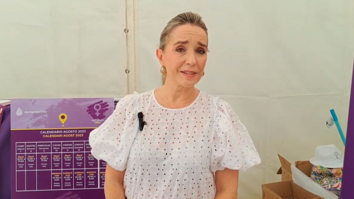 Los Puntos Violeta de atención a la mujer arrancan esta noche junto a la barraca municipal para conseguir unas fiestas seguras y libres de sexismo