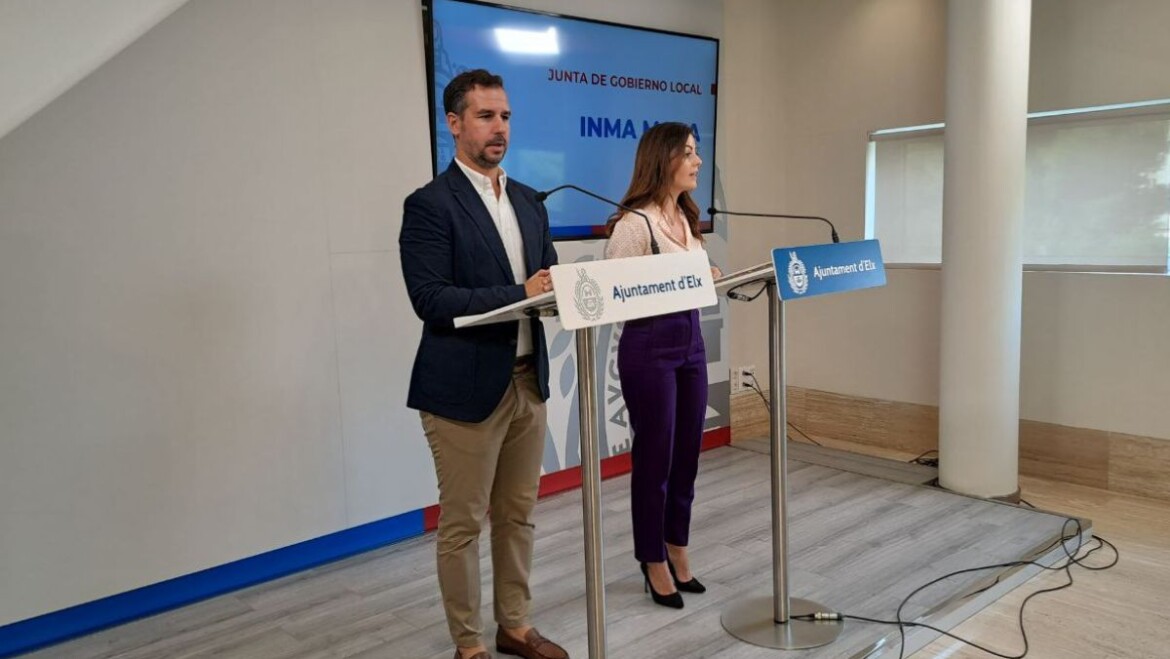 El gobierno municipal aprueba una modificación para dotar de estructura y personal las áreas de Patrimonio y Distritos