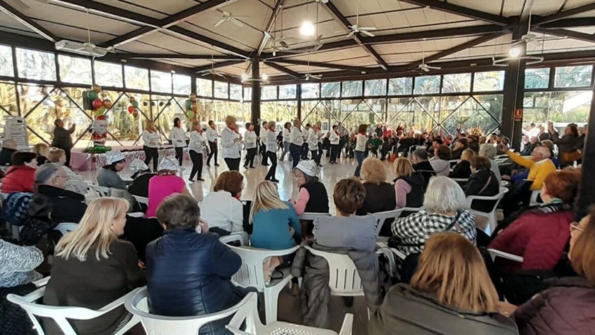 Candalix celebra el cierre de los talleres para mayores con una gran fiesta