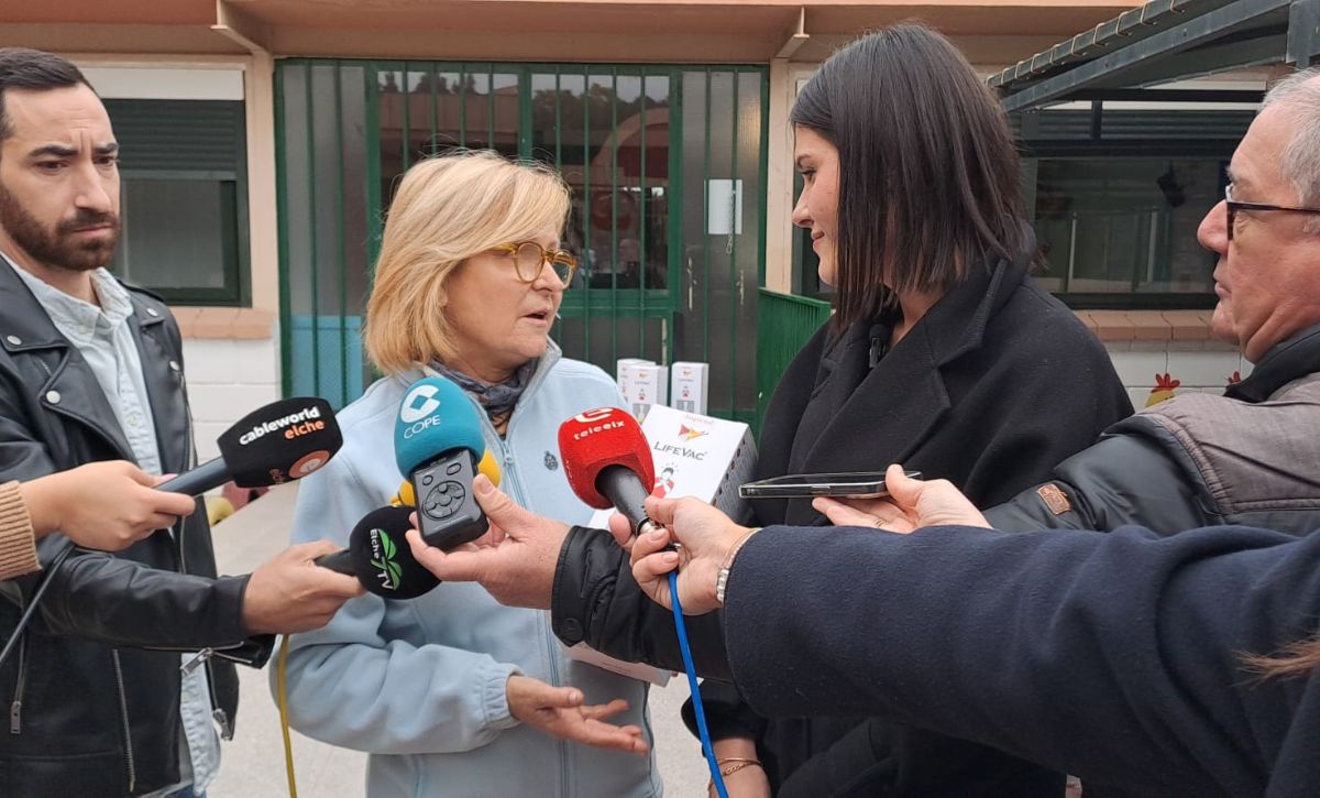 DISPOSITIVO ANTI-ATRAGANTAMIENTO (5)