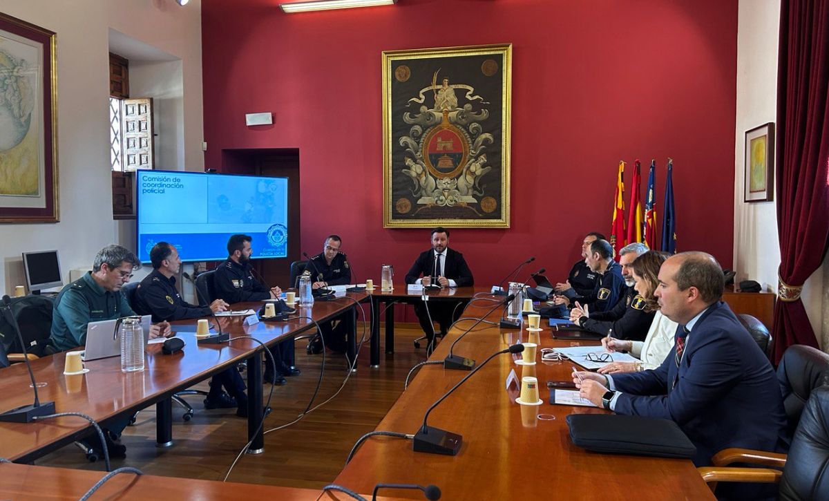 Se constituye la Comisión de Coordinación Policial para mejorar la seguridad en Carrús (4)