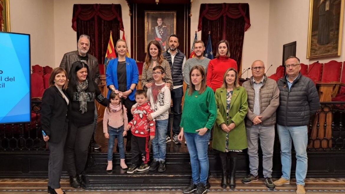 El Ayuntamiento de Elche se suma a la lucha contra el cáncer infantil