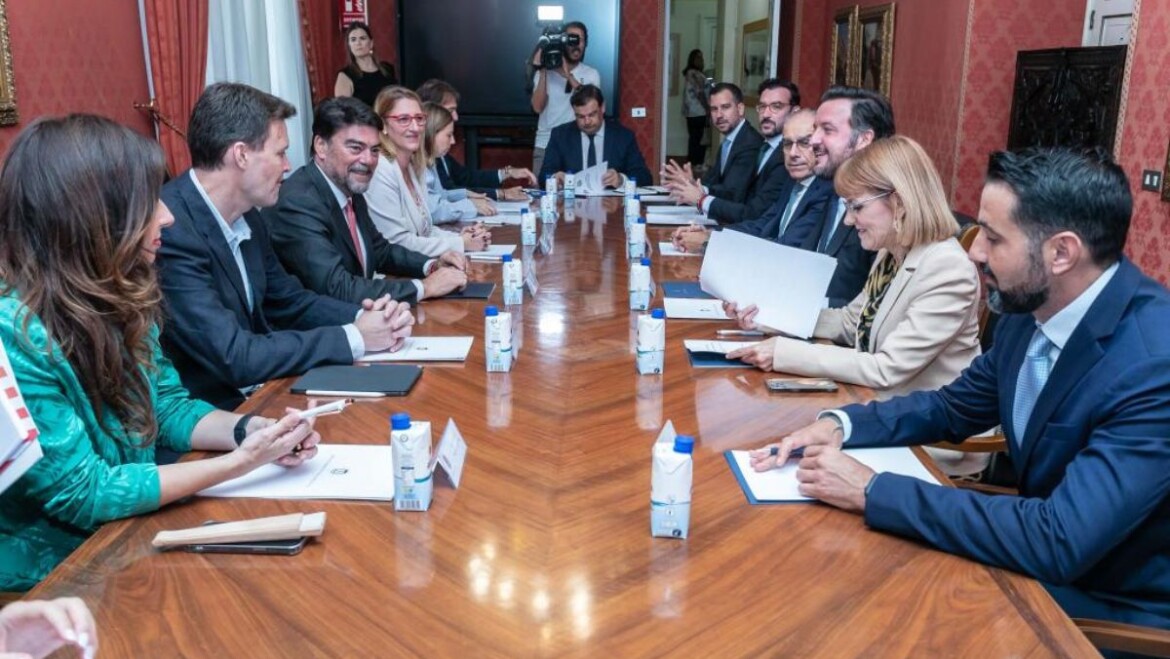 Segundo encuentro entre los Ayuntamientos de Elche y Alicante el próximo miércoles