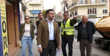 El Ayuntamiento continúa el plan de asfaltado en el barrio de Carrús