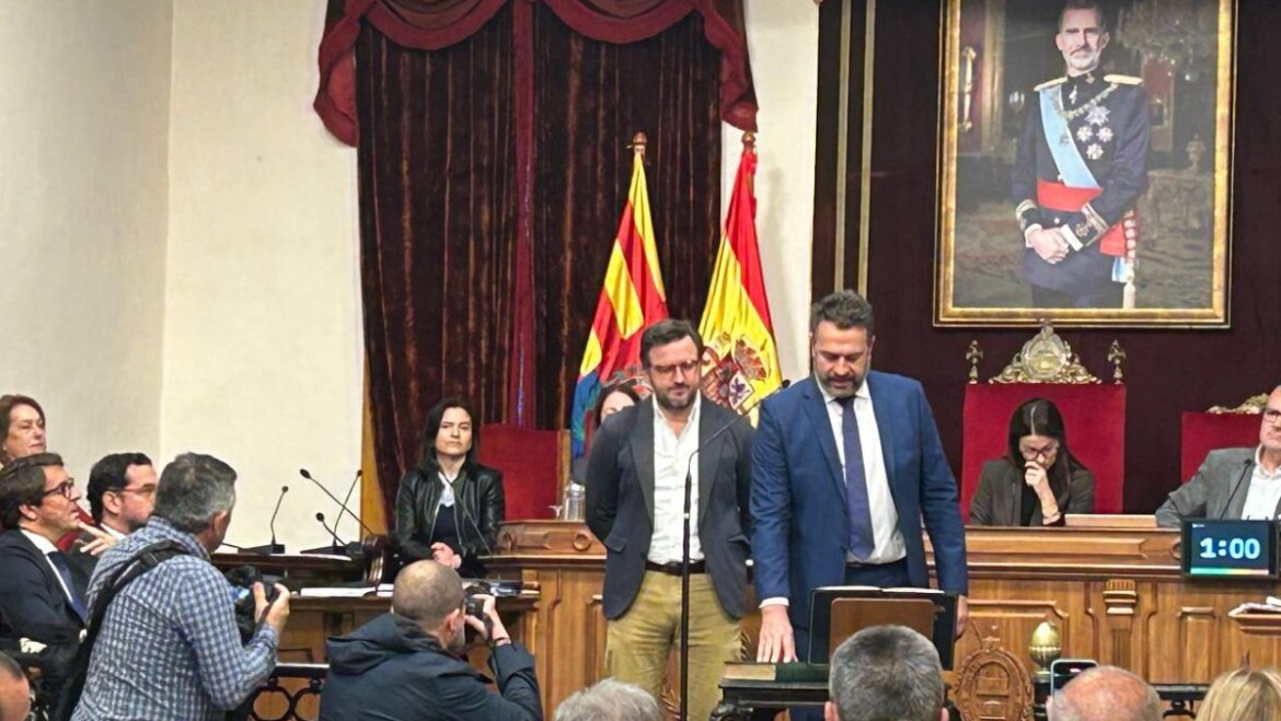 José Antonio Román toma posesión como nuevo concejal del grupo municipal del PP