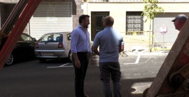 El Ayuntamiento comienza la plantación de árboles en la calle Marqués de Asprillas