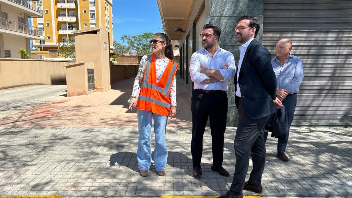 El carrer Josefina Manresa comptarà amb 120 noves places d’aparcament